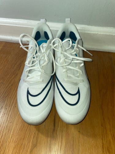 White Used Size 13 (Women's 14) Nike Huarache