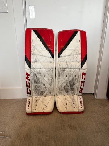 33+2.5 Full Right Pro Stock Extreme Flex 5 Goalie Pads