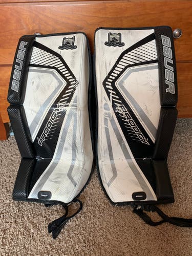 Used 24" Bauer Prodigy 3.0 Goalie Leg Pads