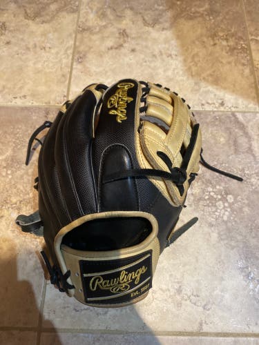 Used Right Hand Throw 11.75" Heart of the Hide Baseball Glove