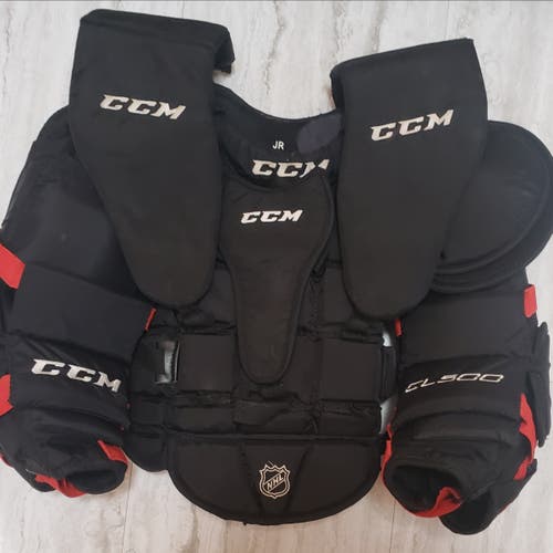 Used Small CCM CL 500 Goalie Chest Protector