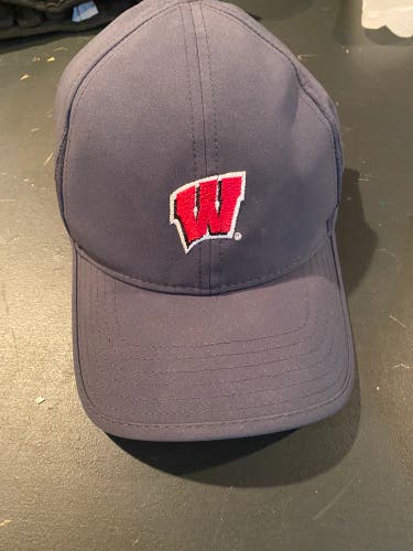 Under Armour Wisconsin Team Issue Training Hat