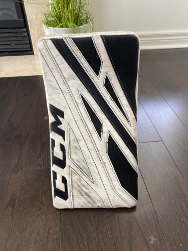 CCM Regular E4.9 Goalie Blocker