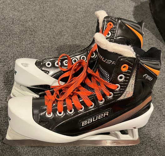 Bauer Size 8 Skate Goalie Skates *Used 2 Times*