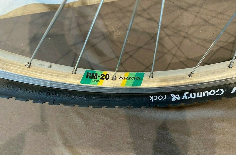 Vintage Mtn Bike 36-Spoke 26