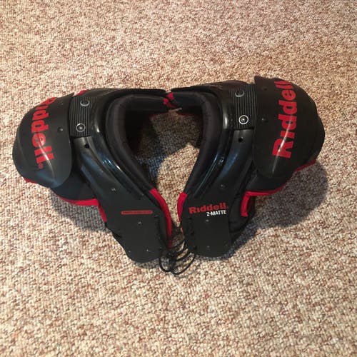 Youth Large Riddell Z-Matte M Shoulder Pads