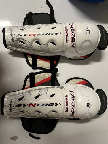 Easton Synergy ST4 Shin Pads