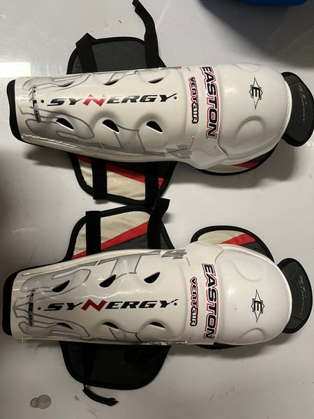 Easton Synergy ST4 Shin Pads
