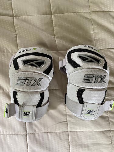 Used Large STX Cell IV Arm Pads