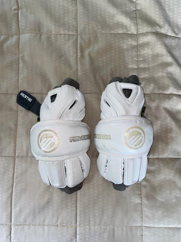 Used Large Maverik Rome RX3 Arm Pads