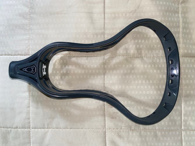 Used Attack & Midfield Unstrung Command 2 Head