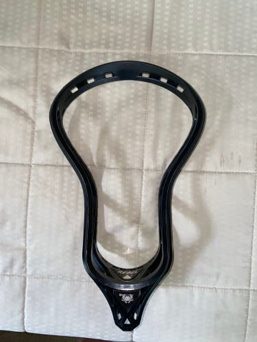 ECD Rebel Offense Lacrosse Head