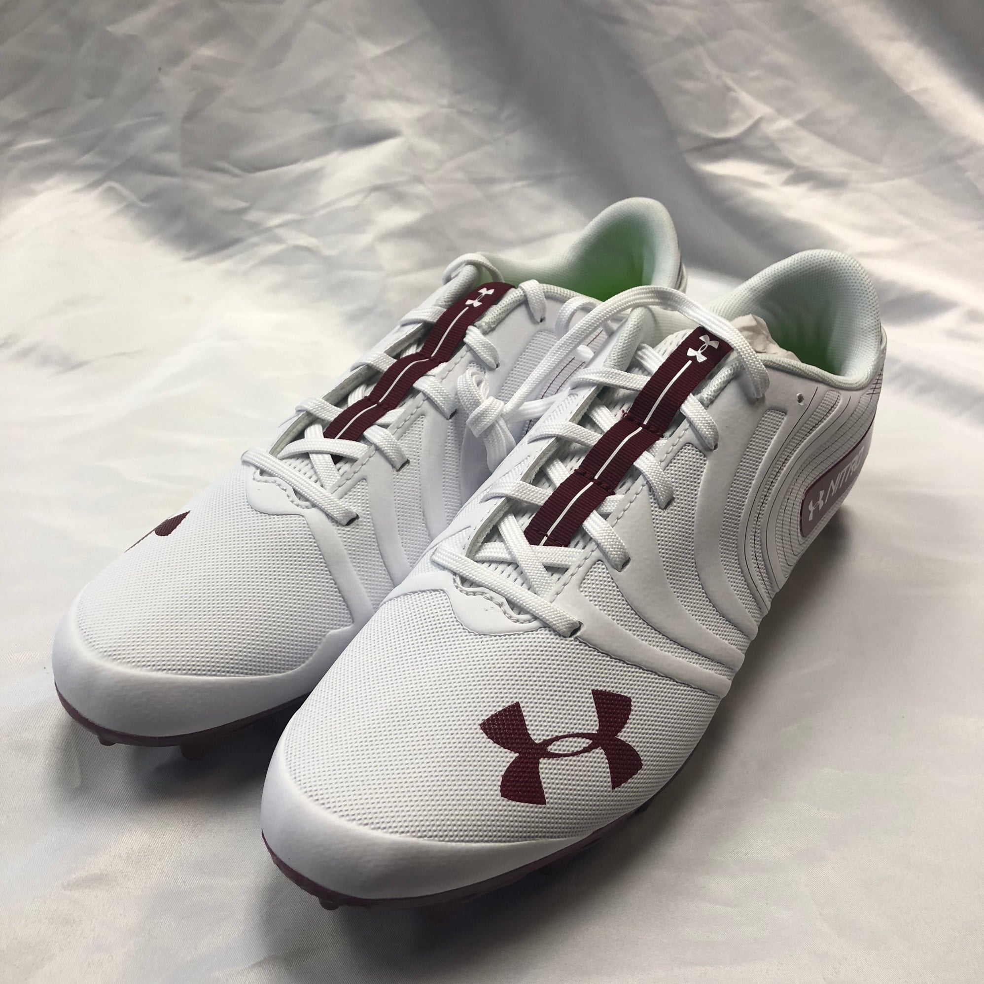 Under Armor Men's Football Cleats Team Nitro Low MC Red & White New In Box! 