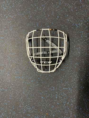 Large CCM Full Cage FM580
