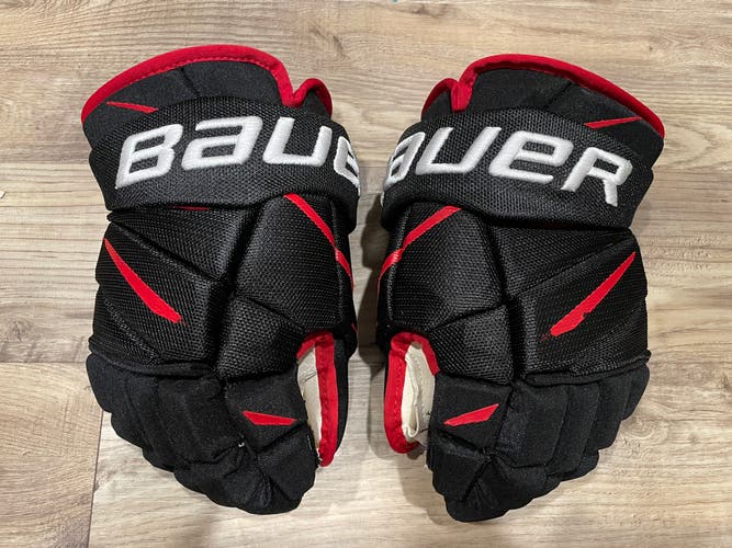 Bauer 13" Pro Stock Vapor 2X Hockey Gloves Chicago Blackhawks Soderberg