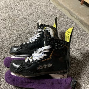 Used Bauer Regular Width Size 5.5 Supreme Comp Hockey Skates