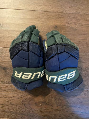 Bauer 13" Supreme 2S Pro Gloves