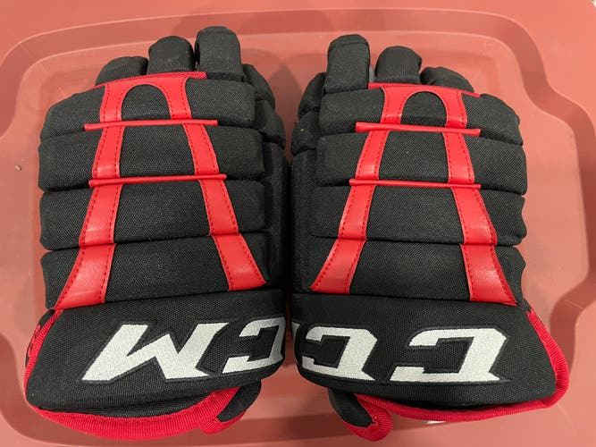 MARIAN HOSSA CCM HG-96 PRO-STOCK Chicago Blackhawks HOCKEY GLOVES- 14”