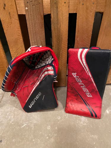 Bauer 2x pro Flodell Full right pro return gloves.