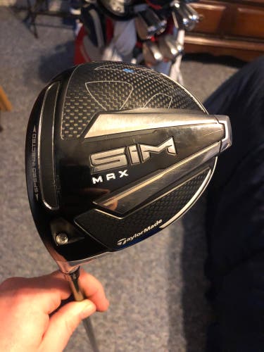 TaylorMade Sim Max Driver