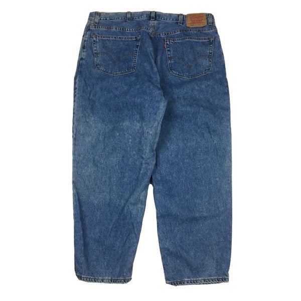 Levi's 560 Comfort Fit Straight Leg Denim Blue Jeans Medium Wash Men's  42x30 | SidelineSwap