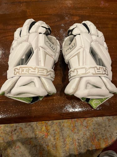 Maverik MAX Lacrosse Gloves