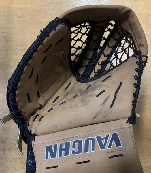 Vaughn Full Right V6 1000 PRO Glove