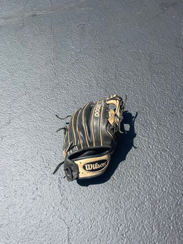 Used Infield 11.5" A2000 Baseball Glove