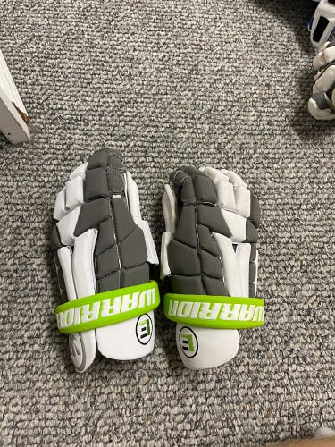 Warrior Nemesis Goalie Lacrosse Gloves