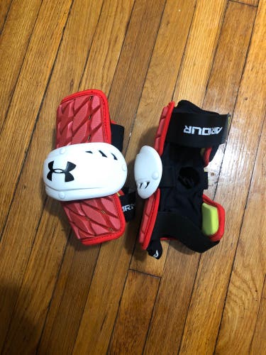 New Large Under Armour VFT Arm Pads