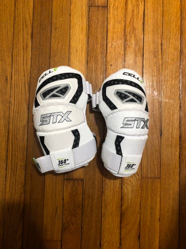 New Large STX Cell V Arm Pads