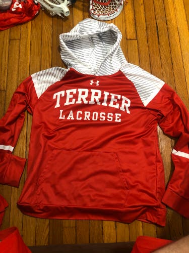 Red Used Large Under Armour Sweatshirt