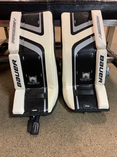 22" Bauer  Prodigy 2.0 Goalie Leg Pads