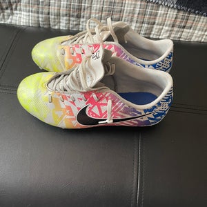 Unisex Size 4.5 (Women's 5.5) Nike Alegria Cleats