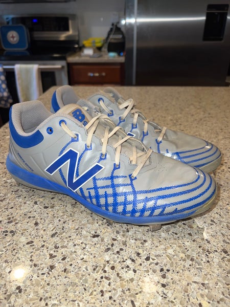 Size 12.0 New Balance 4040v5 Metal Baseball Cleats