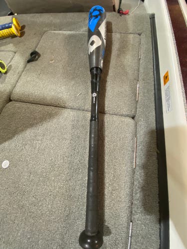 Used USSSA Certified DeMarini (-10) 18 oz 28" Voodoo Bat