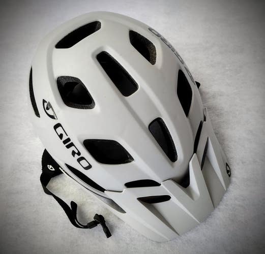 Giro Fixture MIPS(OneSizeFitsAll)Bike Helmet Roc-Loc Sports Fit System
