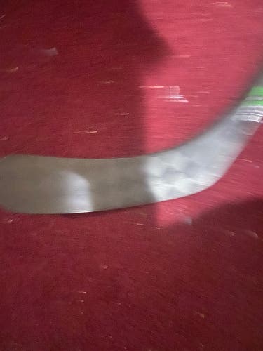 Senior Right Handed P92  Nexus Geo Hockey Stick
