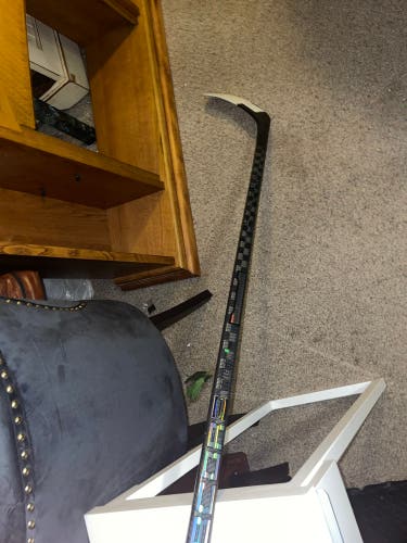 Used Right Handed Mid Pattern Pro Stock RibCor Trigger 6 Pro Hockey Stick