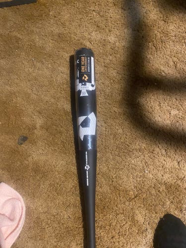 New BBCOR Certified DeMarini (-3) 30 oz 33" Bat