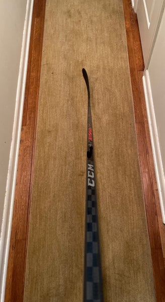 Right Handed P28 Pro Stock Super Tacks AS3 Pro Hockey Stick