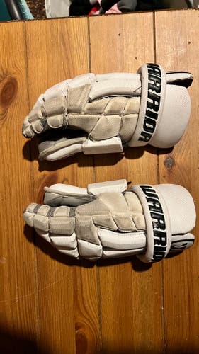Warrior Nemesis GL Goalie Gloves Used Medium
