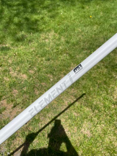 Great Condition Wolf Element U1 Defensive Shaft
