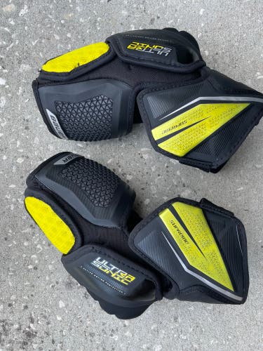 Bauer Supreme UltraSonic Elbow Pads Large