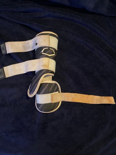 Used Senior EvoShield Shin Guards