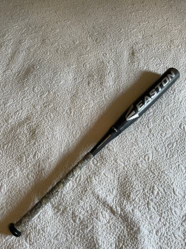 Easton Mako Beast 30 inch, 18 oz. (-12) USSSA 1.15 BPF 2 1/4 diameter Bat