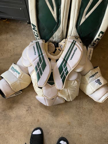 Used Large Vaughn Pro Stock VE8 Pro Carbon Goalie Chest Protector