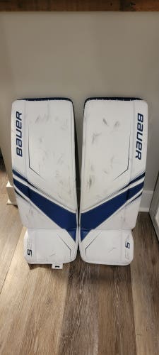 Used 33" Bauer Supreme S29 Goalie Leg Pads