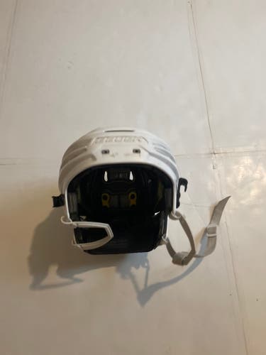New Small Bauer  Re-Akt 100 Helmet