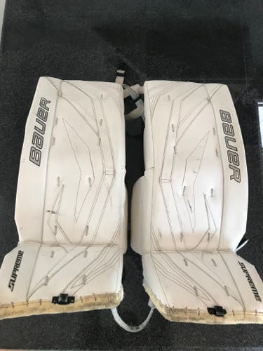27" Bauer One90 Goalie Pads - Excellent Condition